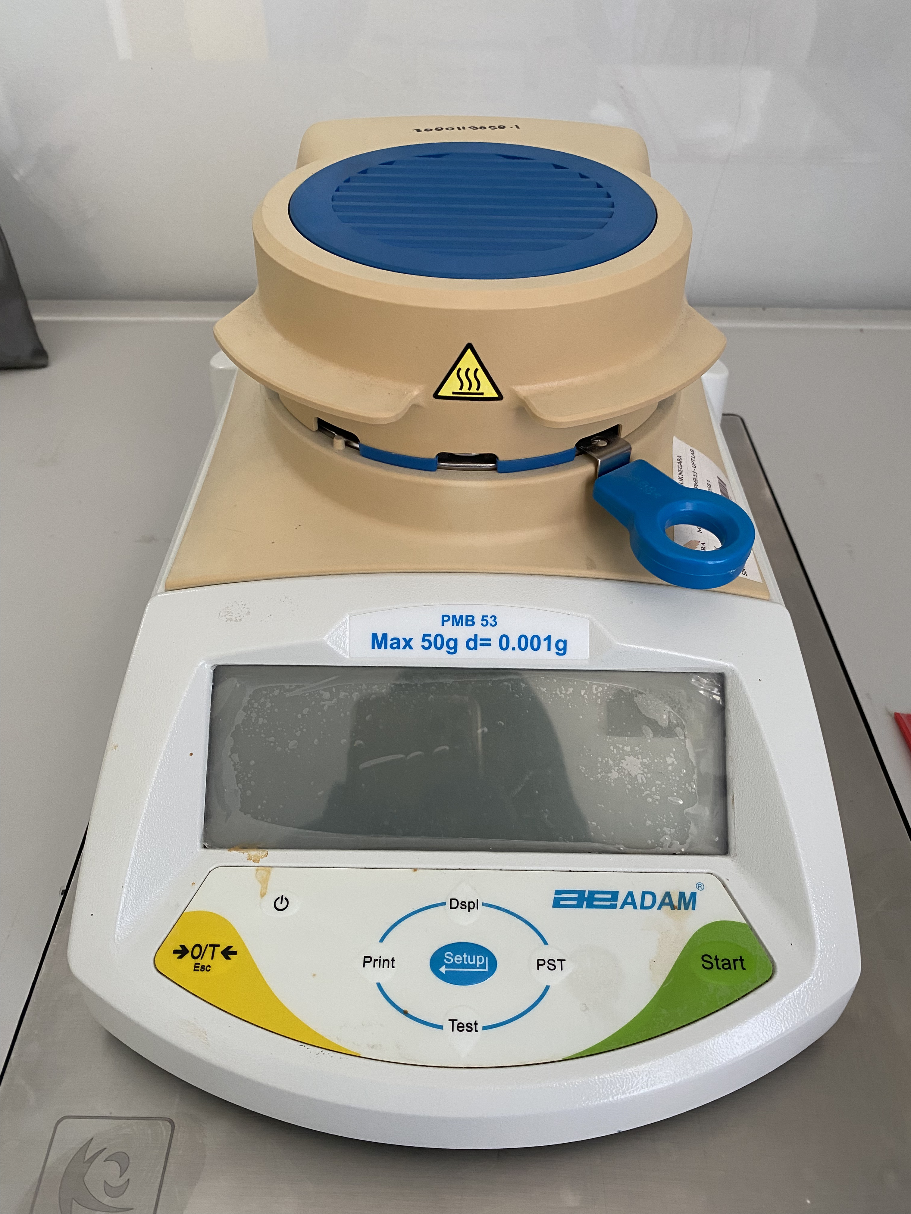 Moisture Analyzer