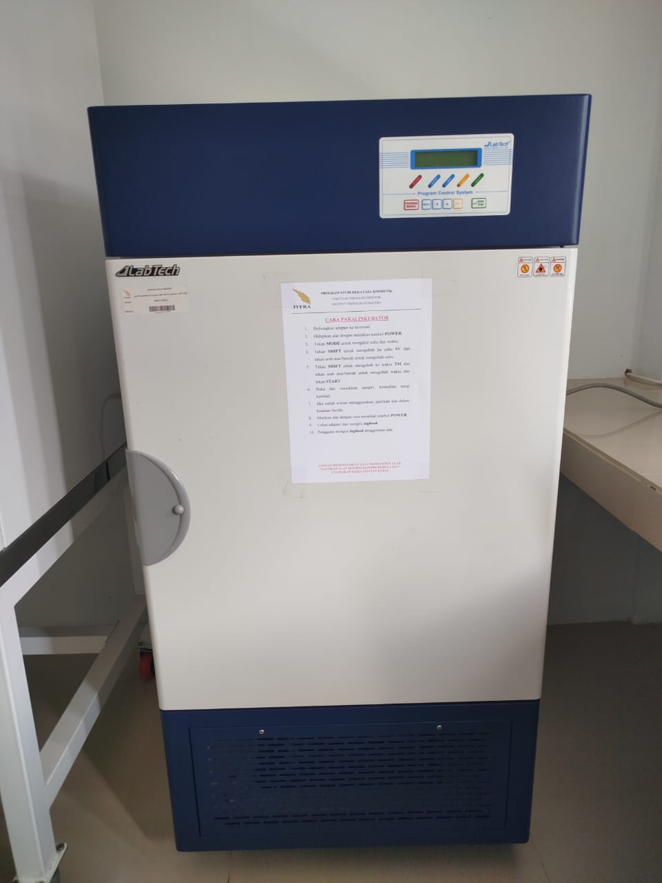 Inkubator