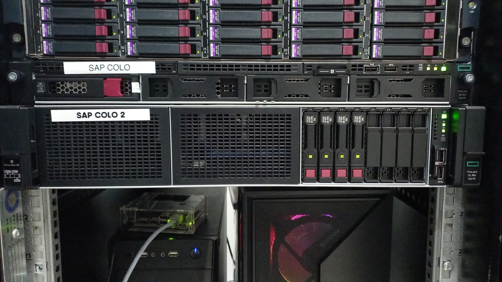 Komputer Server 1 ( HPE Proliant ML 110 Gen 10 Intel Xeon-S 4210 10 Core (2.20 GHz 13.75)